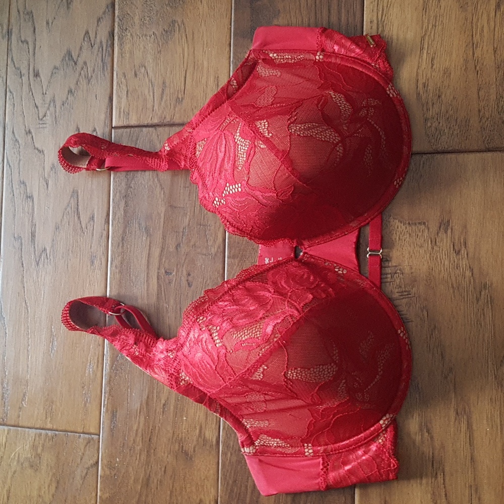 La Vie en Rose Red Lace Underwire Adjustable Strap Bra Size 42D